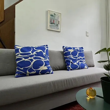 Daire Luxury 2br 1lr Apt, 14min Walk To St Bavo Cathedral